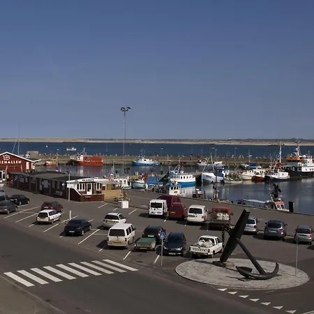 Seaside 3*